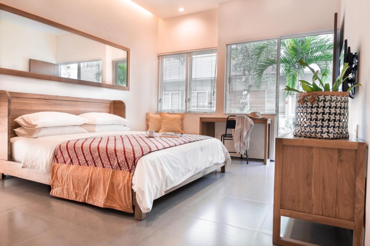 Seruni Guest House Denpasar Zewnętrze zdjęcie