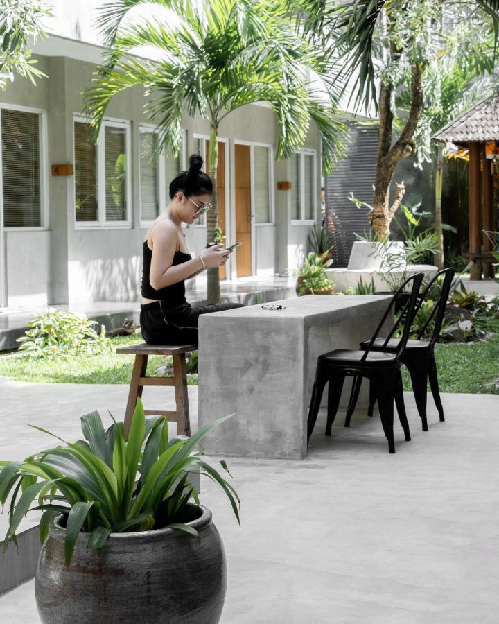 Seruni Guest House Denpasar Zewnętrze zdjęcie