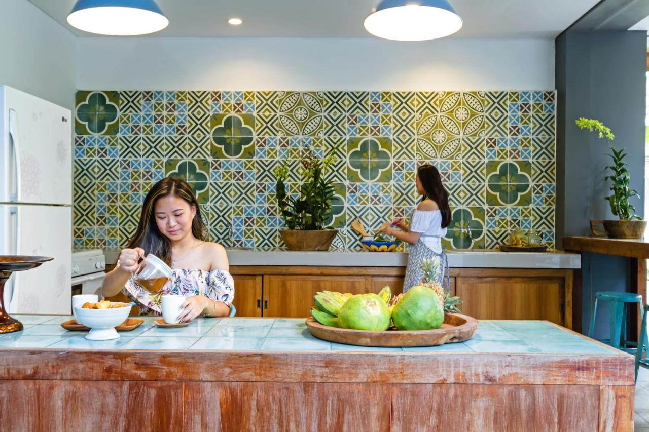 Seruni Guest House Denpasar Zewnętrze zdjęcie