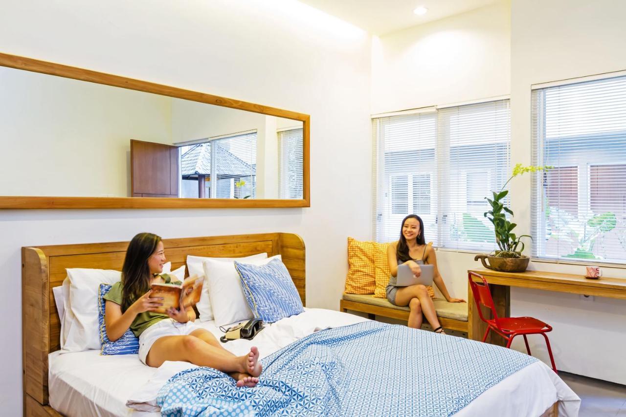 Seruni Guest House Denpasar Zewnętrze zdjęcie