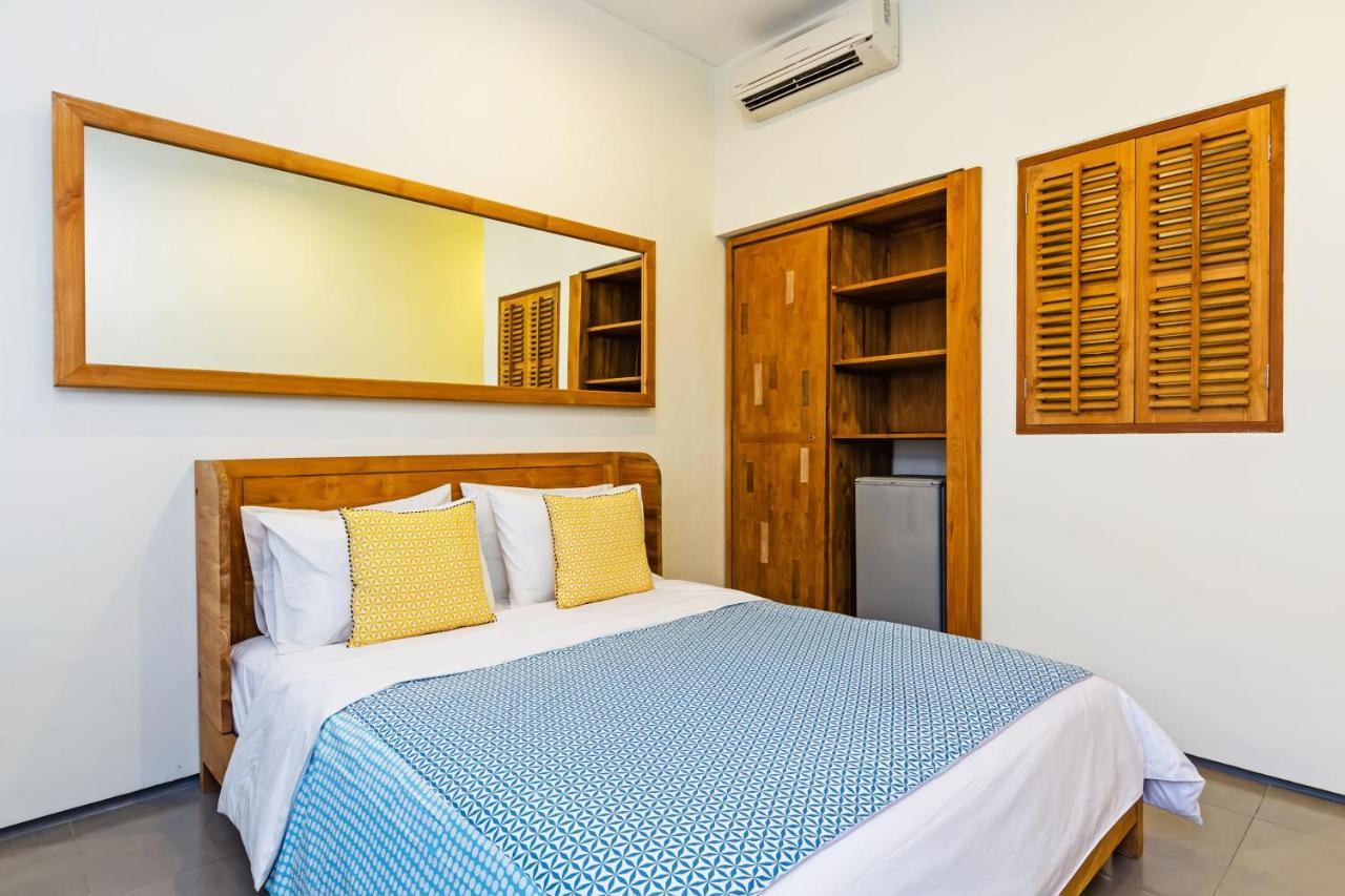 Seruni Guest House Denpasar Zewnętrze zdjęcie