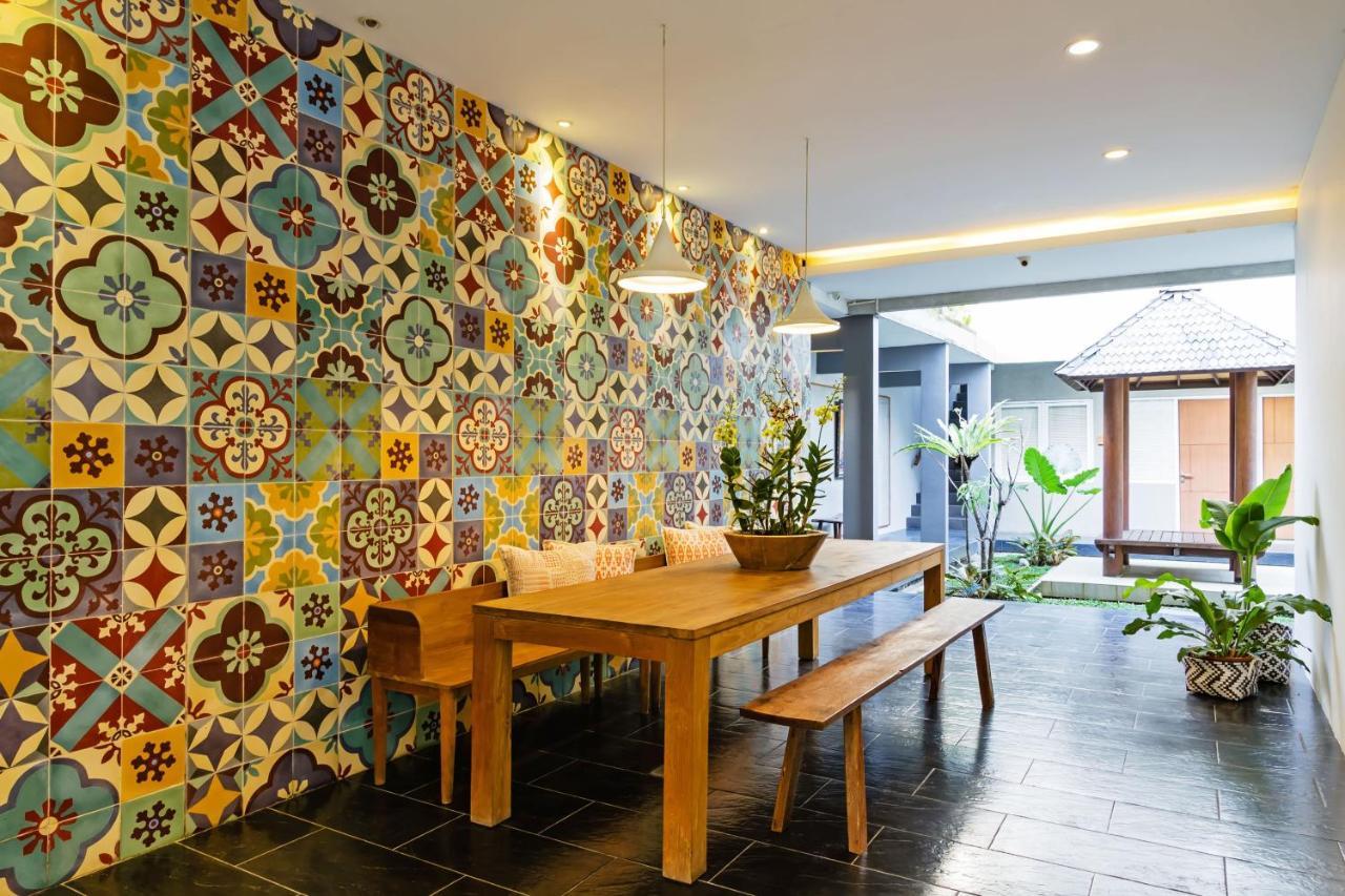 Seruni Guest House Denpasar Zewnętrze zdjęcie
