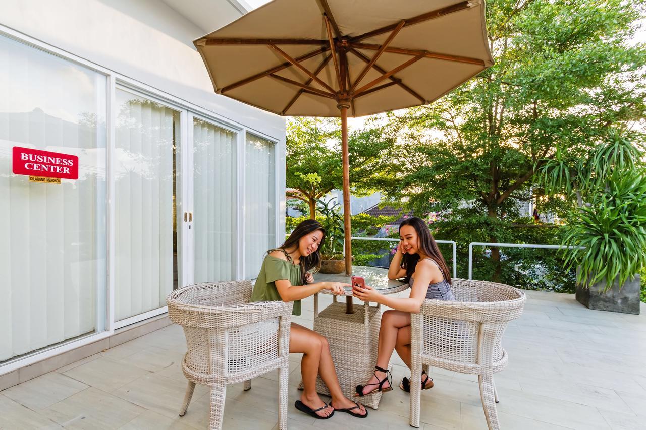 Seruni Guest House Denpasar Zewnętrze zdjęcie